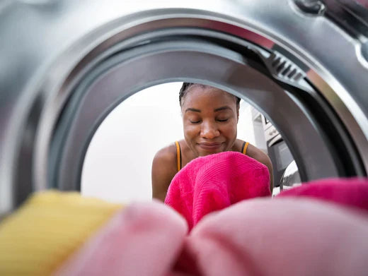 Détacher son linge en 2 étapes simple et rapide